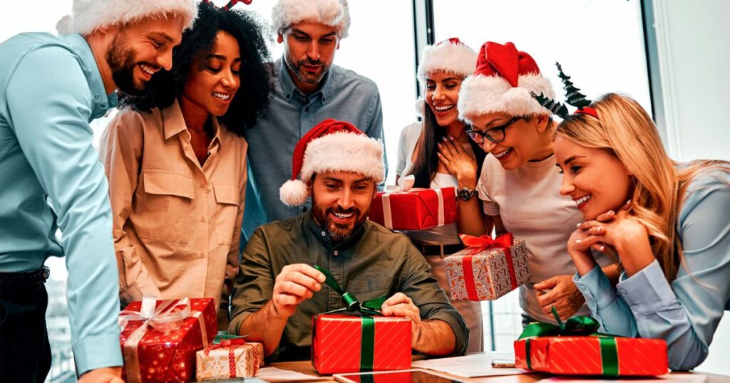 Best Christmas Team Names for Work Holiday Parties and Office Events