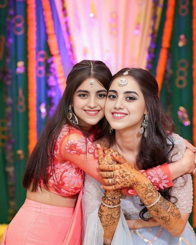 👭 Heartfelt Mehndi Captions for Bride’s Sisters