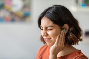 Doctronic: Explaining Why Your Ear Might Unexpectedly Start Feeling Hot