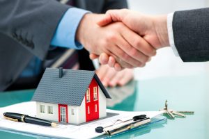 Effective Negotiation Strategies for Homeowners Seeking a Quick Sale